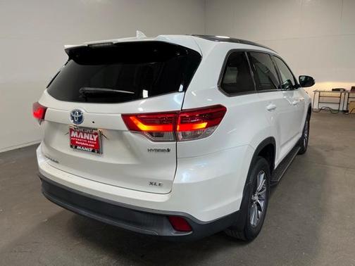 2019 Toyota Highlander Hybrid XLE