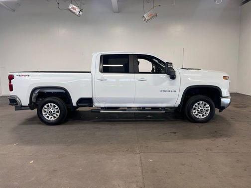 2024 Chevrolet Silverado 2500 LT
