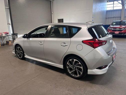 2016 Scion iM Base