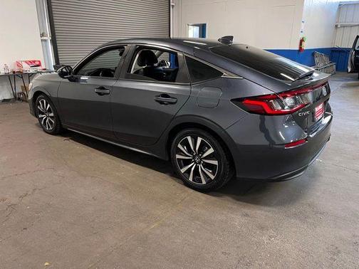 Gray 2022 Honda Civic EX-L
