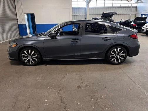 Gray 2022 Honda Civic EX-L