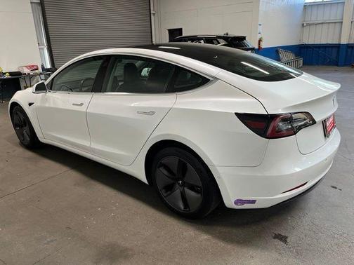 White 2019 Tesla Model 3