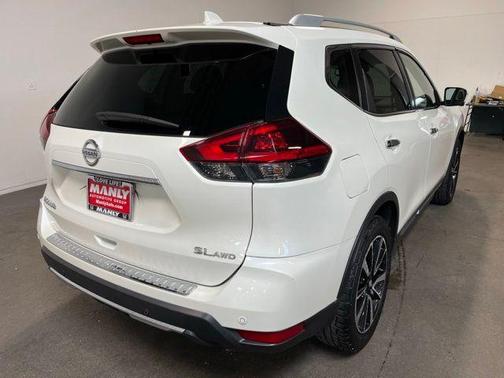 White 2019 Nissan Rogue SL