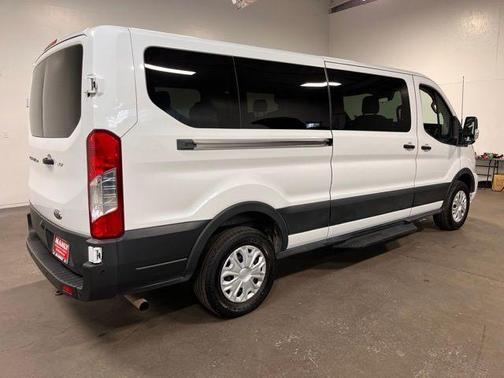 2022 Ford Transit-350 XLT