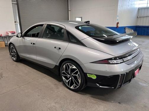 2023 Hyundai IONIQ 6 SEL