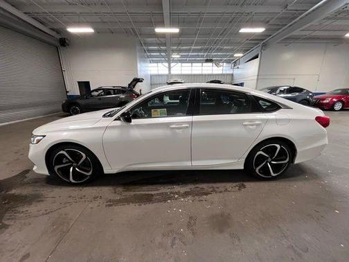 White 2022 Honda Accord Sport 1.5T