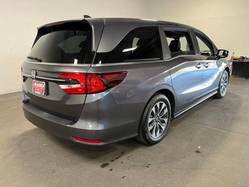 Gray 2024 Honda Odyssey EX-L