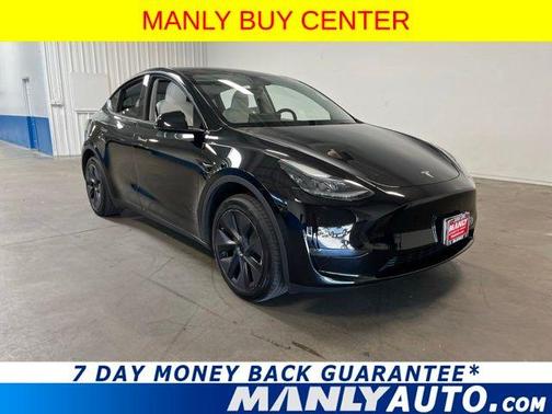 Black 2025 Tesla Model Y Long Range
