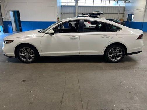 Platinum White Pearl 2024 Honda Accord EX