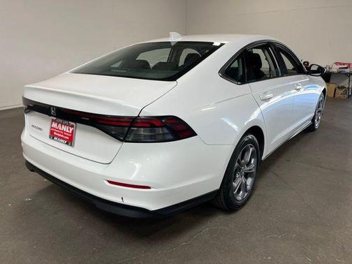Platinum White Pearl 2024 Honda Accord EX