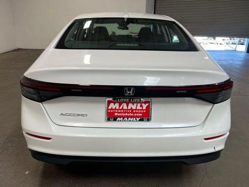 Platinum White Pearl 2024 Honda Accord EX