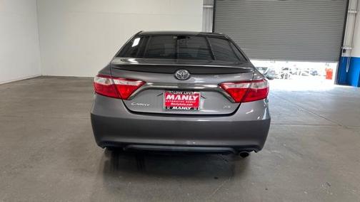 2016 Toyota Camry SE