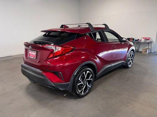 Ruby Flare 2018 Toyota C-HR XLE