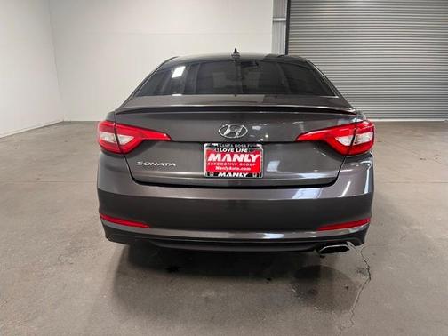 2016 Hyundai SONATA SE