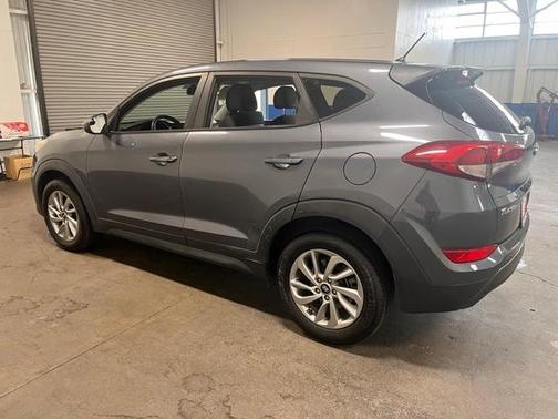 2018 Hyundai TUCSON SE