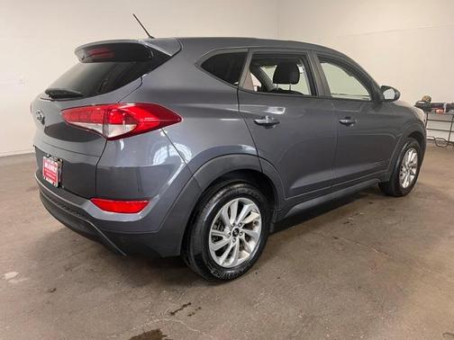 2018 Hyundai TUCSON SE