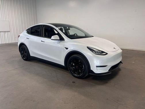 White 2021 Tesla Model Y Standard Range