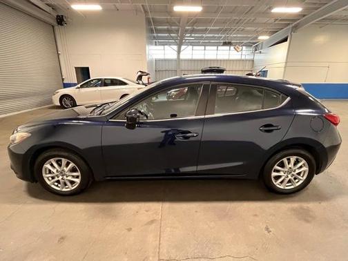 2016 Mazda Mazda3 i Touring