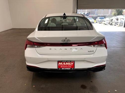 2023 Hyundai ELANTRA HEV Limited