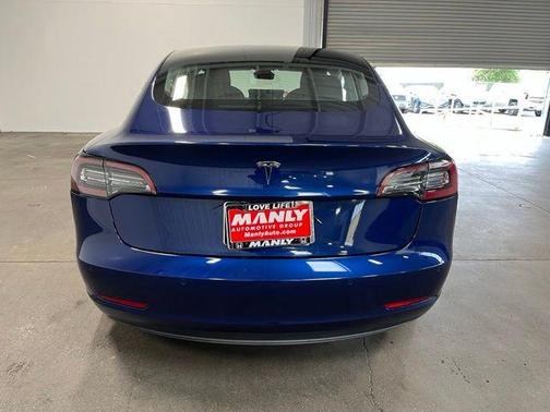 Deep Blue 2019 Tesla Model 3 Standard Range Plus