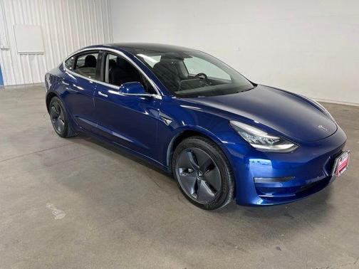 Deep Blue 2019 Tesla Model 3 Standard Range Plus