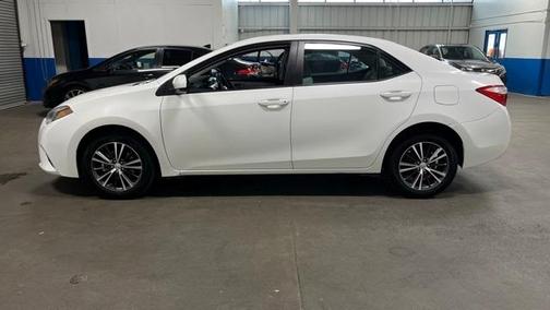 2016 Toyota Corolla LE Premium