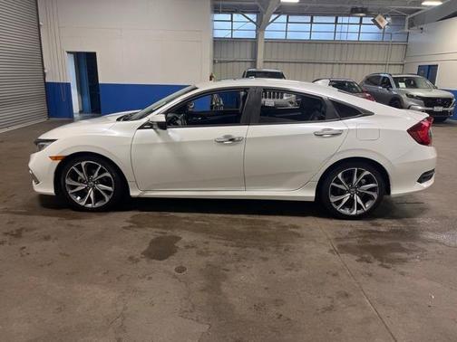 2019 Honda Civic Touring