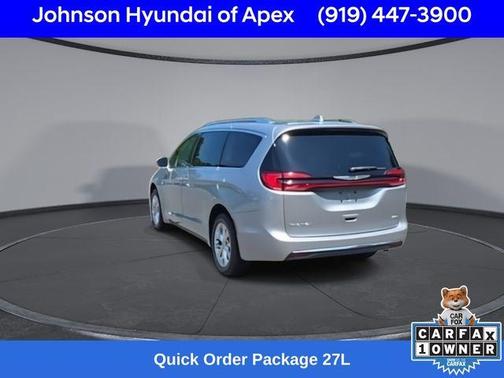 2021 Chrysler Pacifica Touring-L