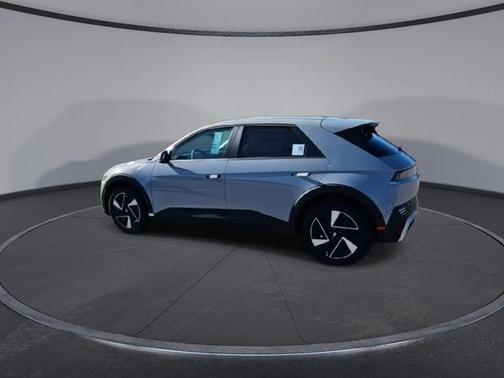 2026 Hyundai IONIQ 5 SE