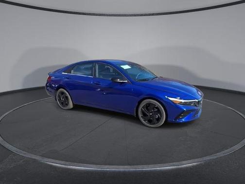 2026 Hyundai ELANTRA SEL