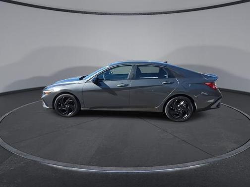 2026 Hyundai ELANTRA HEV SEL Sport