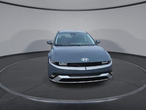 2026 Hyundai IONIQ 5 SE