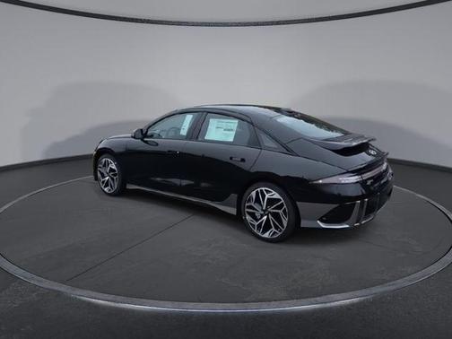 2025 Hyundai IONIQ 6 SEL