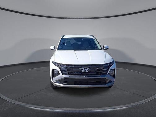 White Pearl 2026 Hyundai TUCSON SEL