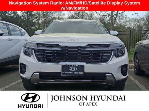 Snow White Pearl 2024 Kia Seltos S