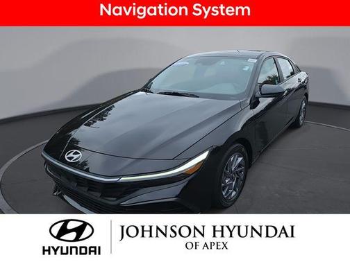 2024 Hyundai ELANTRA SEL