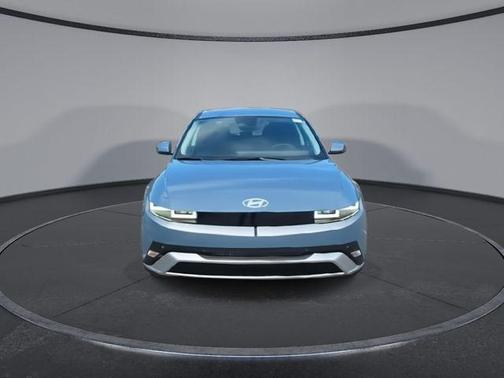 2026 Hyundai IONIQ 5 SE Standard Range