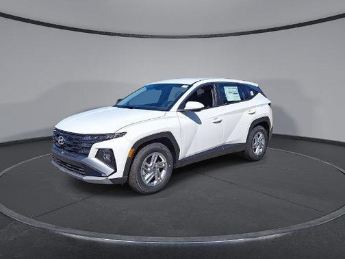 White Pearl 2026 Hyundai TUCSON SE