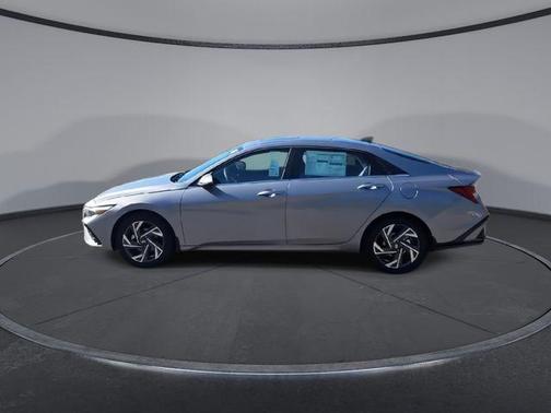 2026 Hyundai ELANTRA HEV Limited