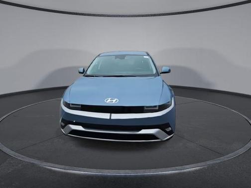 2026 Hyundai IONIQ 5 SE Standard Range