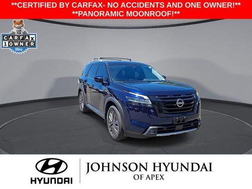 Deep Ocean Blue 2023 Nissan Pathfinder SL