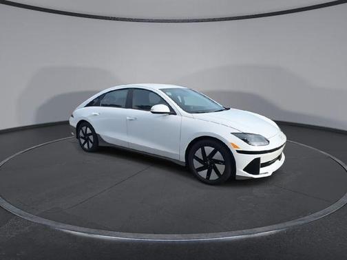 2025 Hyundai IONIQ 6 SE