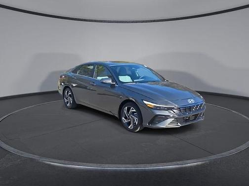 2026 Hyundai ELANTRA HEV Limited