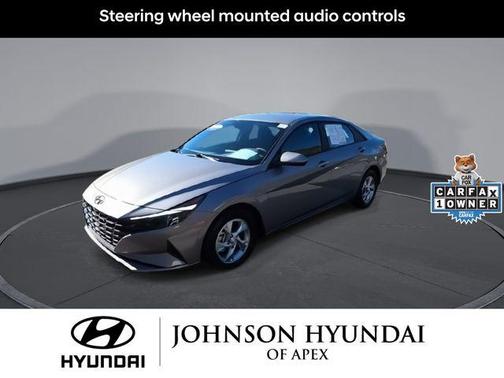 2023 Hyundai ELANTRA SE