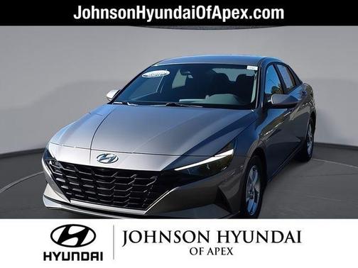 2023 Hyundai ELANTRA SE