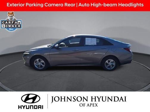 2023 Hyundai ELANTRA SE