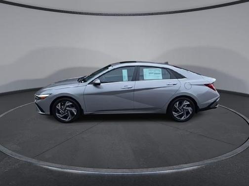 2025 Hyundai ELANTRA HEV Limited