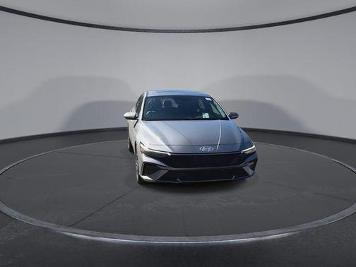 2025 Hyundai ELANTRA HEV Limited