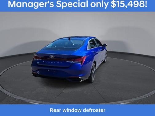 2022 Hyundai ELANTRA SEL