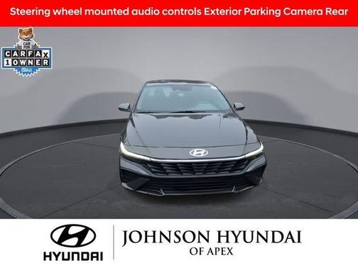 2024 Hyundai ELANTRA SE